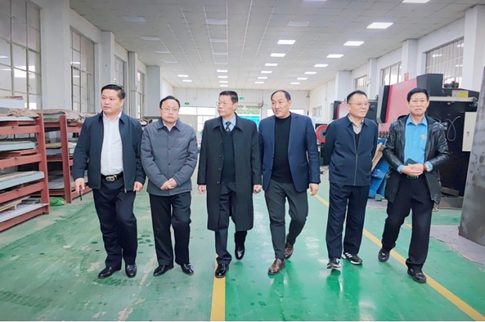 两会精神领航 十五五谋篇布局 新时代党建引领走基层赋能民企0021300